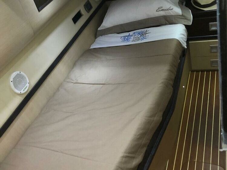 בית מלון כפרי Yacht Suite Capri