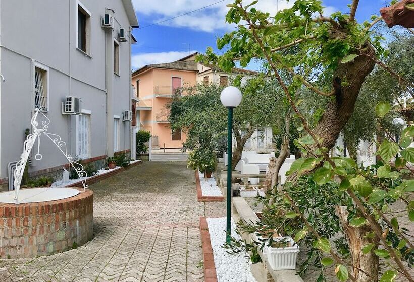 펜션 Affittacamere Villa Paestum