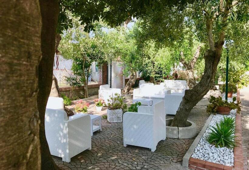 펜션 Affittacamere Villa Paestum