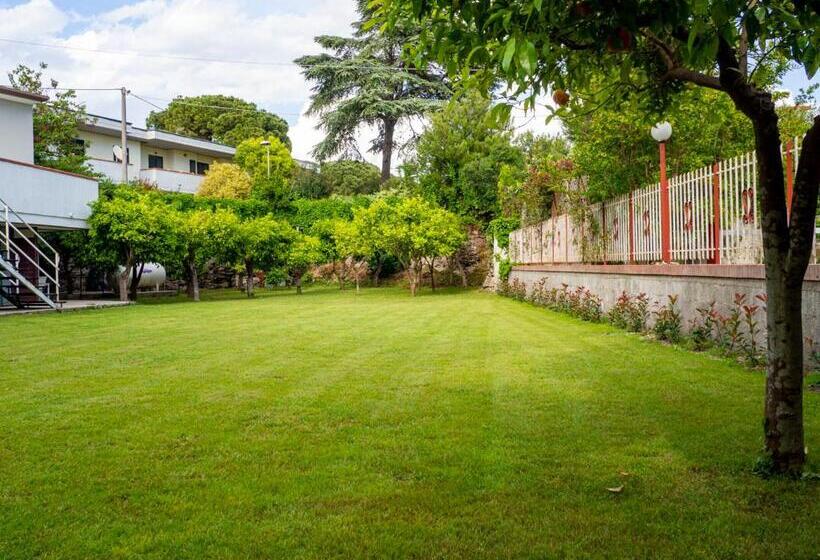 Пансион Affittacamere Villa Paestum