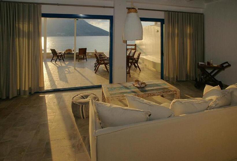 פנסיון La Playa Boutique Apartments