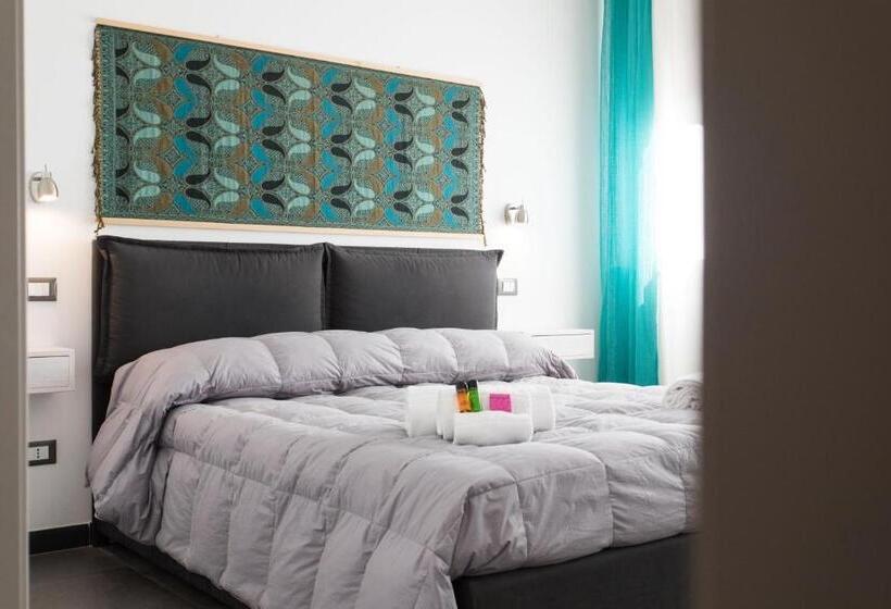 پانسیون My Way   Rooms   Palazzo San Matteo