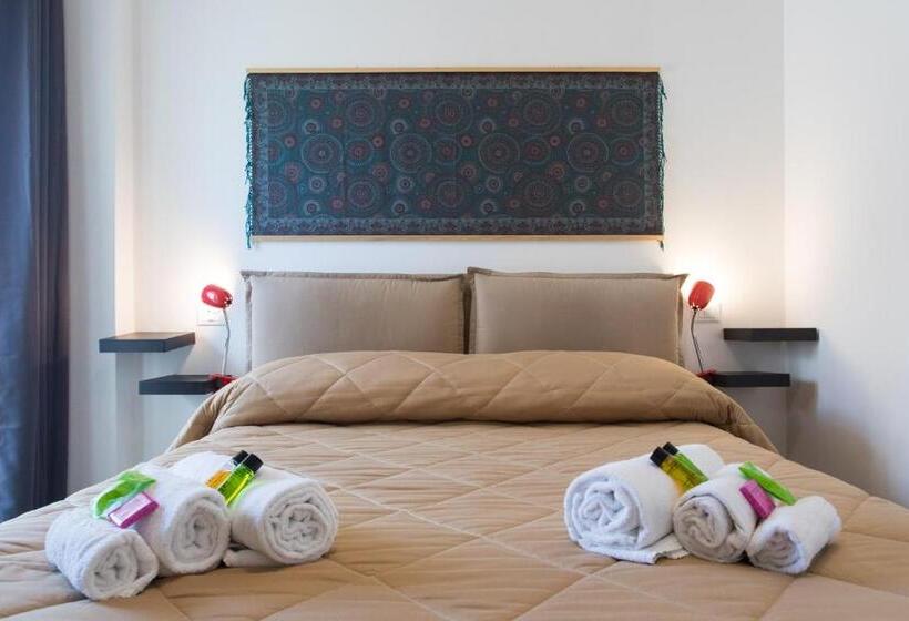 پانسیون My Way   Rooms   Palazzo San Matteo