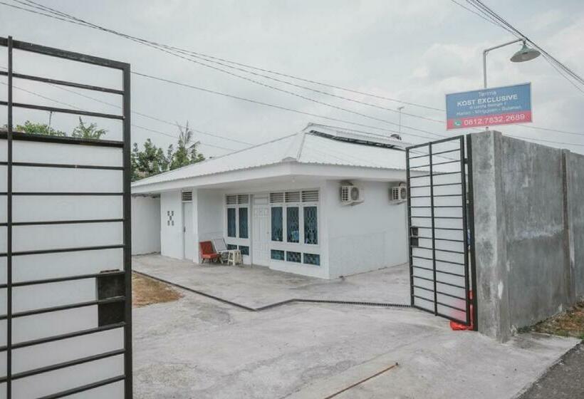 펜션 Reddoorz @ Beringin Jambi