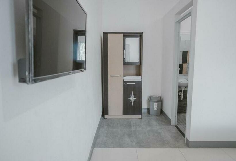 پانسیون Reddoorz @ Beringin Jambi