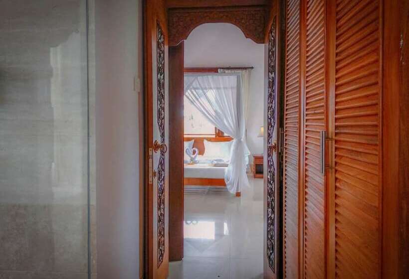 פנסיון Sridhana House