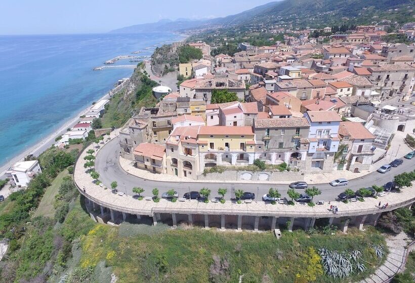 Пансион Un Oblò Sul Mare