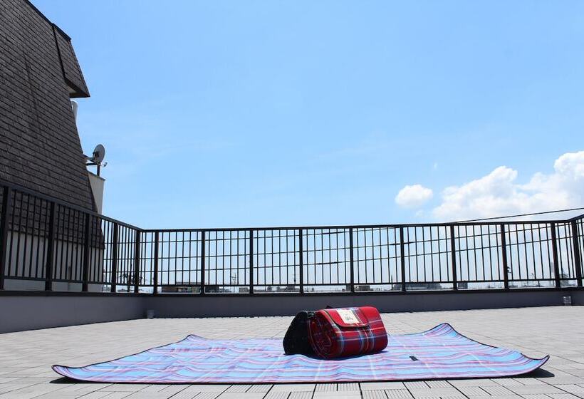 Plat Hostel Keikyu Haneda Home