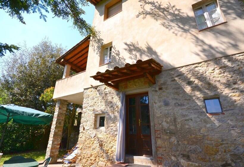 Relaxing Cottage In Convalle With Fenced Garden