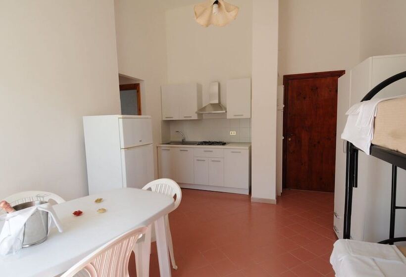 リゾートホテル Villaggio Camping Parco Degli Ulivi