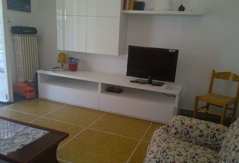 Sestri Mare & Beach Services Residence