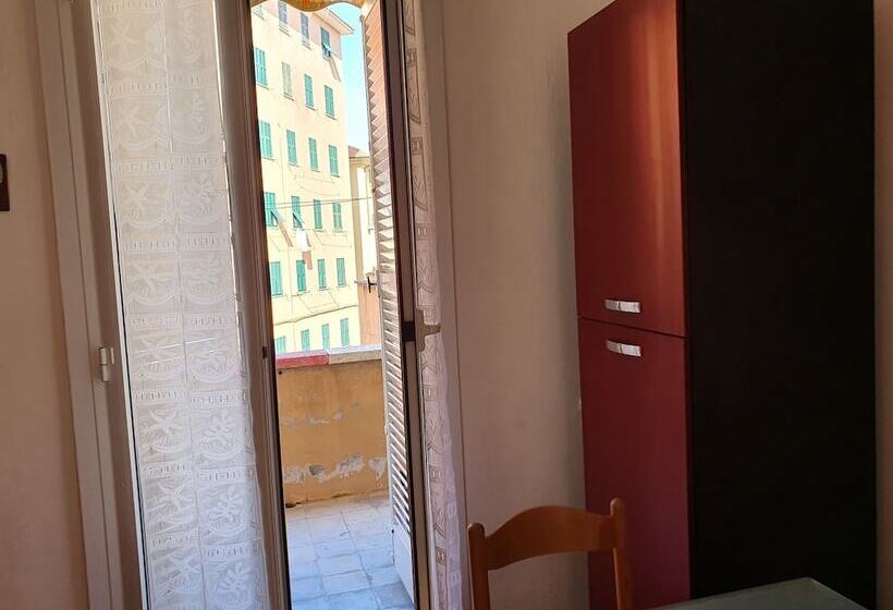 Sestri Mare & Beach Services Residence