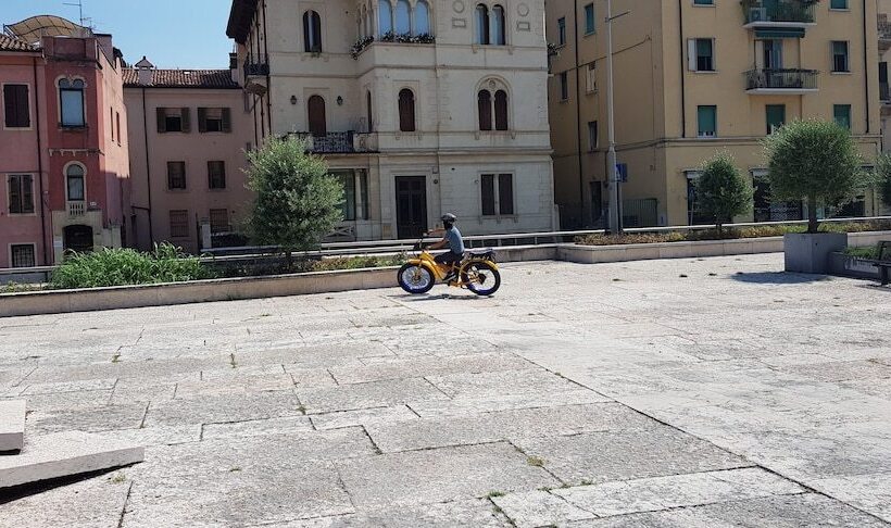 Sestri Mare & Beach Services Residence