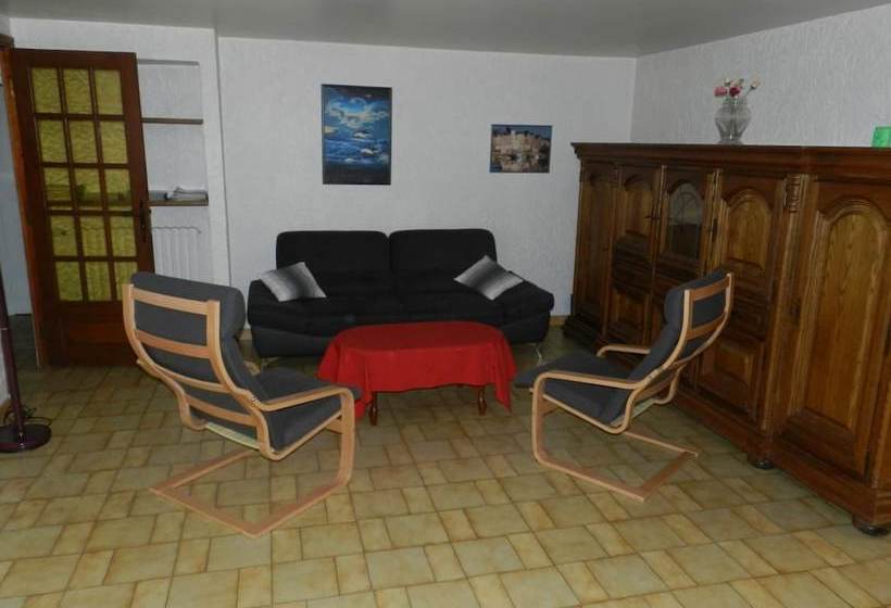 Au Plan De Carros By Gites De France