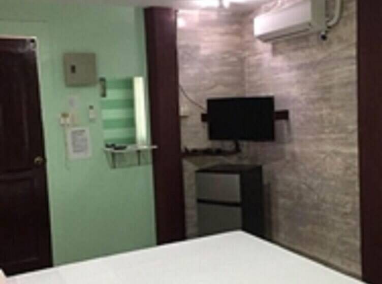 تختخواب و صبحانه Hr Hotel Bar And Restaurant