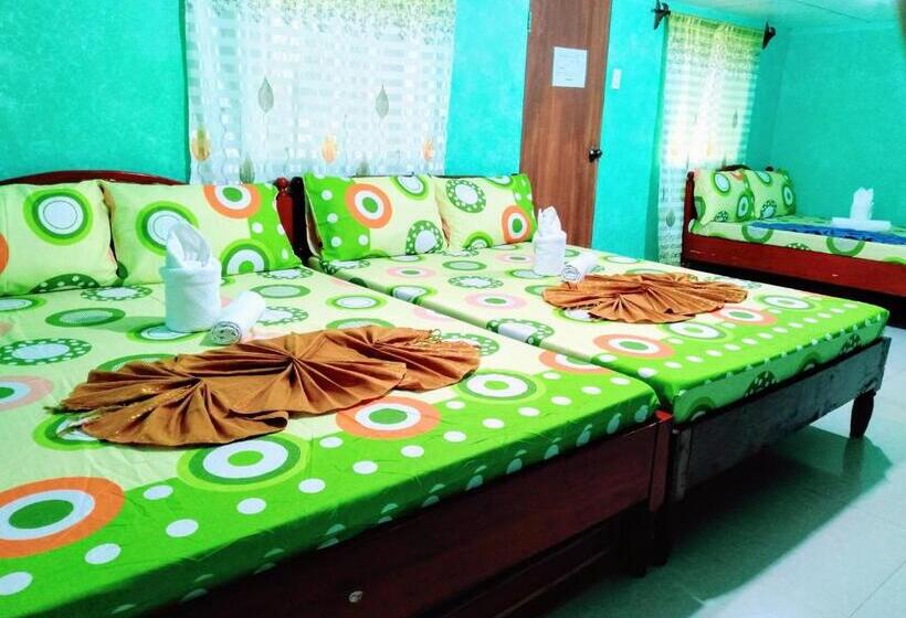 Blue Lagoon Inn, Pagudpud