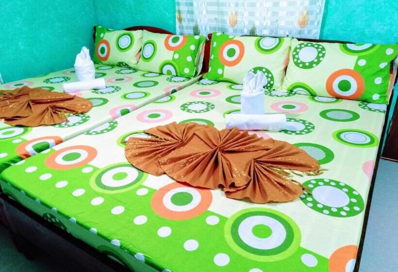 Blue Lagoon Inn, Pagudpud