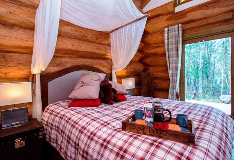 Caledonian Cabin + Hot Tub