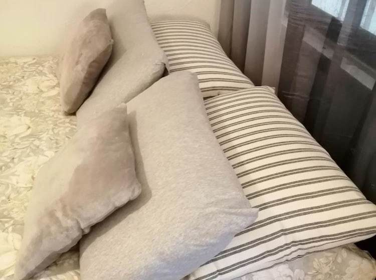 Charming 53 Rooms In Cacilhas  Hostel