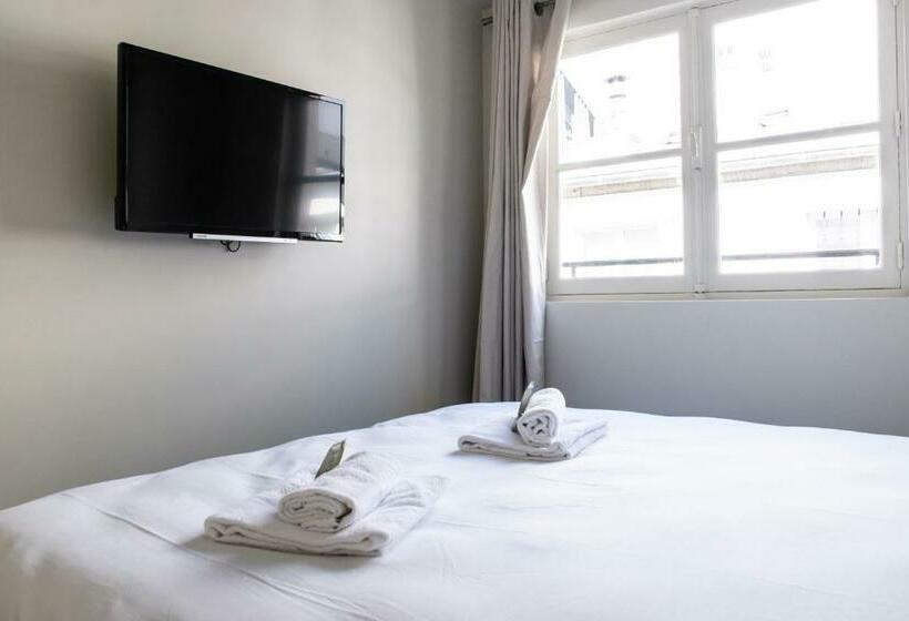 Dreamyflat   Archives