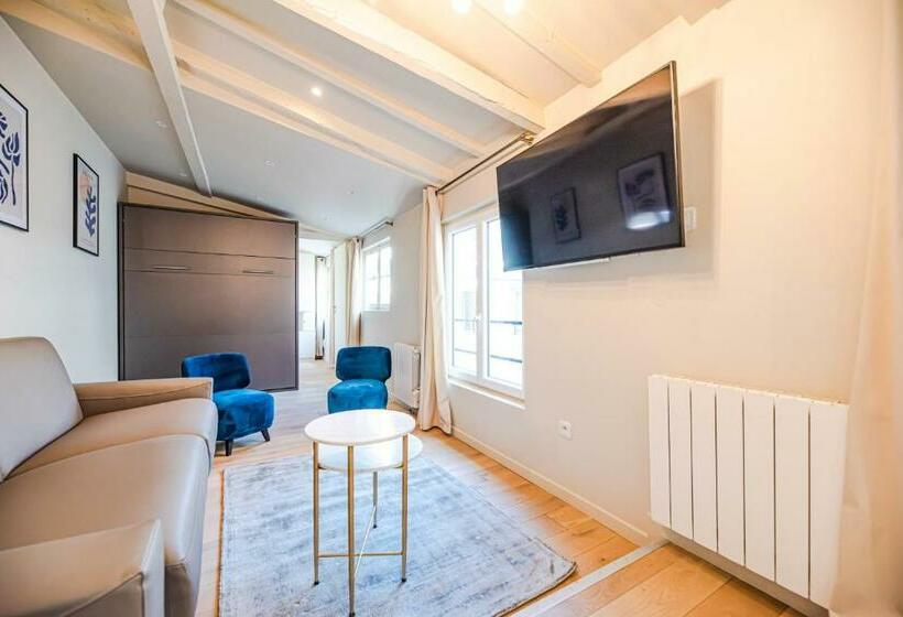 Dreamyflat   Archives