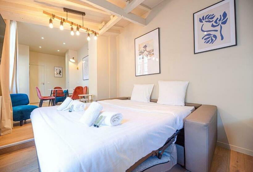 Dreamyflat   Archives