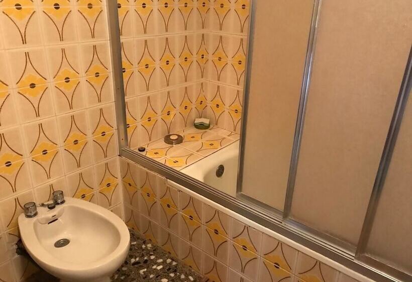 酒店 Apartamento Miramar Vistas Frontales Mar   124b