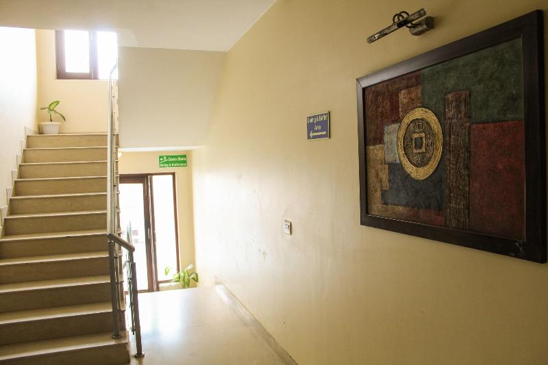 Hotel Asian Suites  The Pearl A586