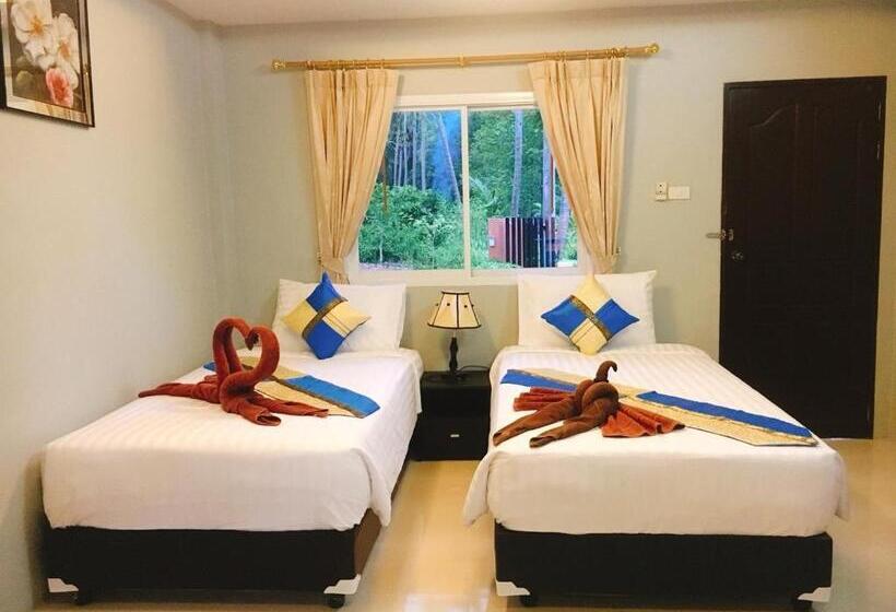 Отель Bussarin Mansion