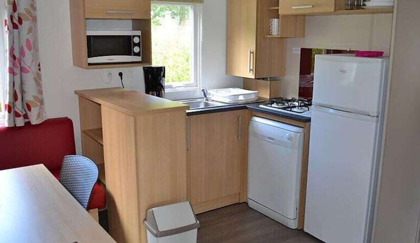 ホテル Camping L évasion   Mobilhomes