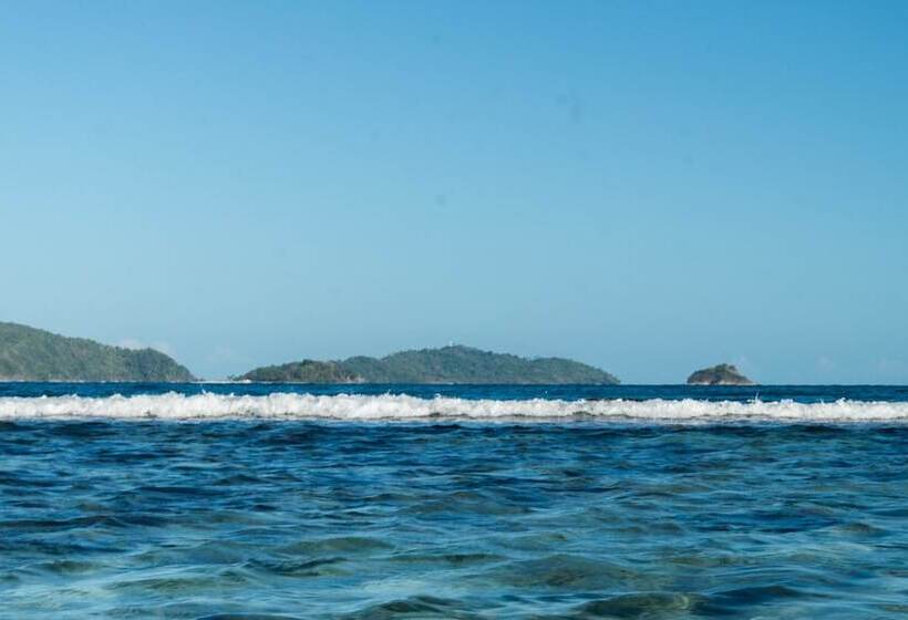 هتل Dryft Darocotan Island