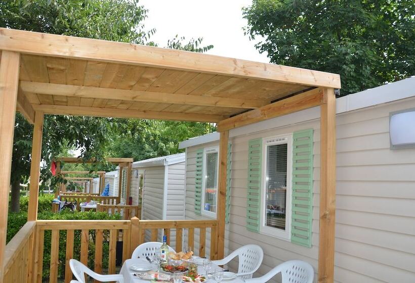 فندق Happy Camp In Amadria Park Camping Trogir