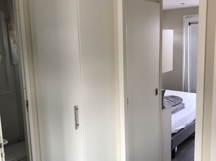 فندق Hausboot Harmonie