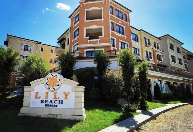 هتل Lily Beach Resort