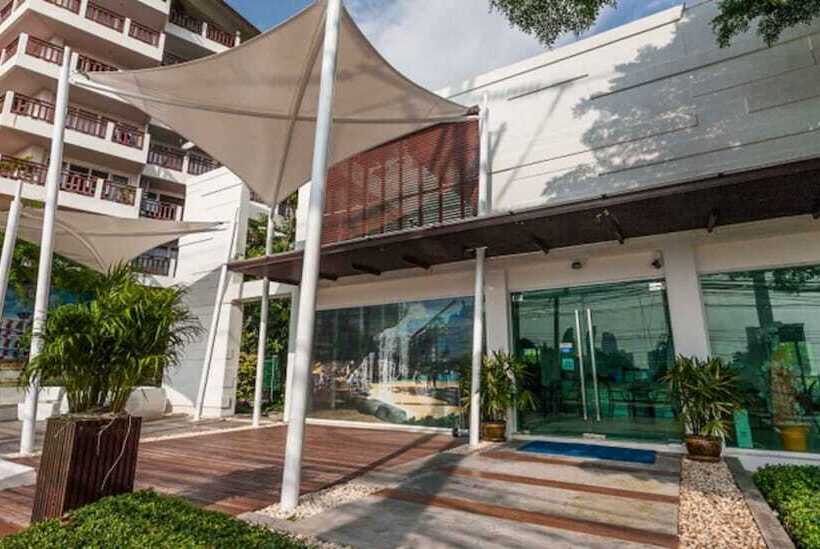 Отель Many Holiday Caribbean Resort