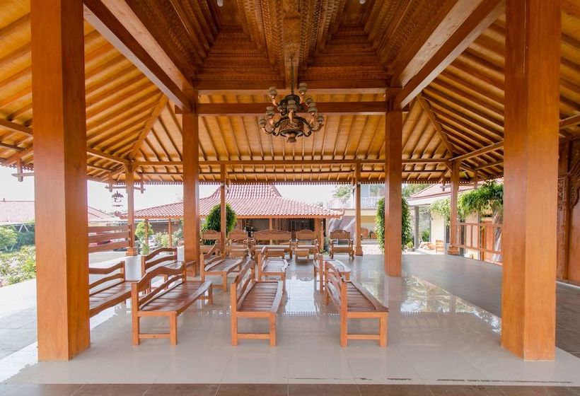 Отель Reddoorz Syariah Near Tugu Lampu Gentur Cianjur