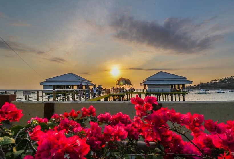 酒店 Oyo 1695 Royal Senggigi