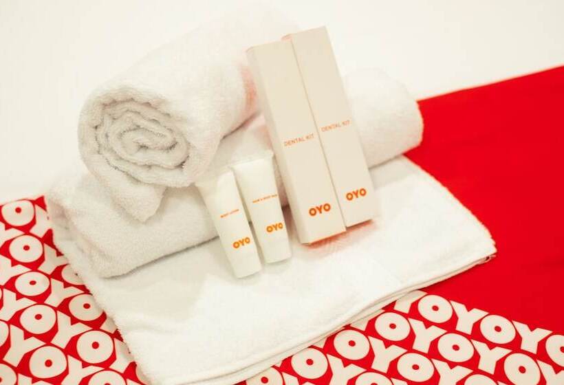 酒店 Oyo 1695 Royal Senggigi