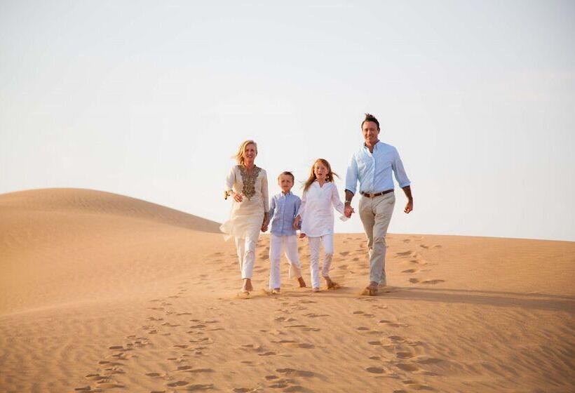 هتل Tangerine Sky Camp