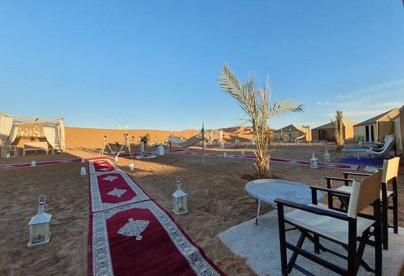 هتل Tangerine Sky Camp