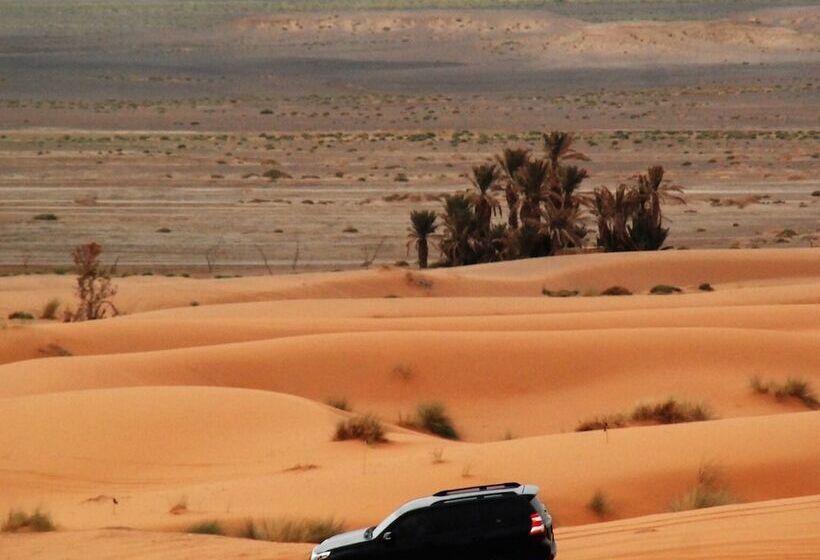 هتل Tangerine Sky Camp