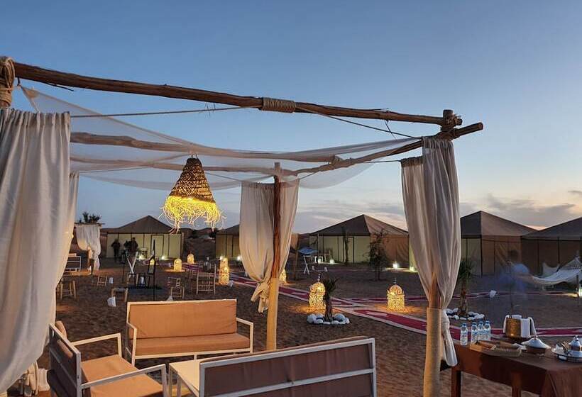 هتل Tangerine Sky Camp