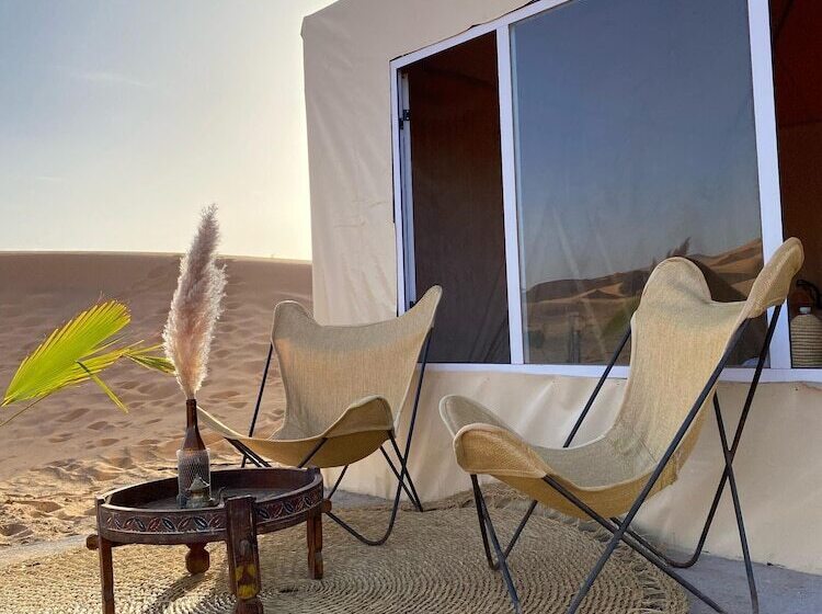 هتل Tangerine Sky Camp