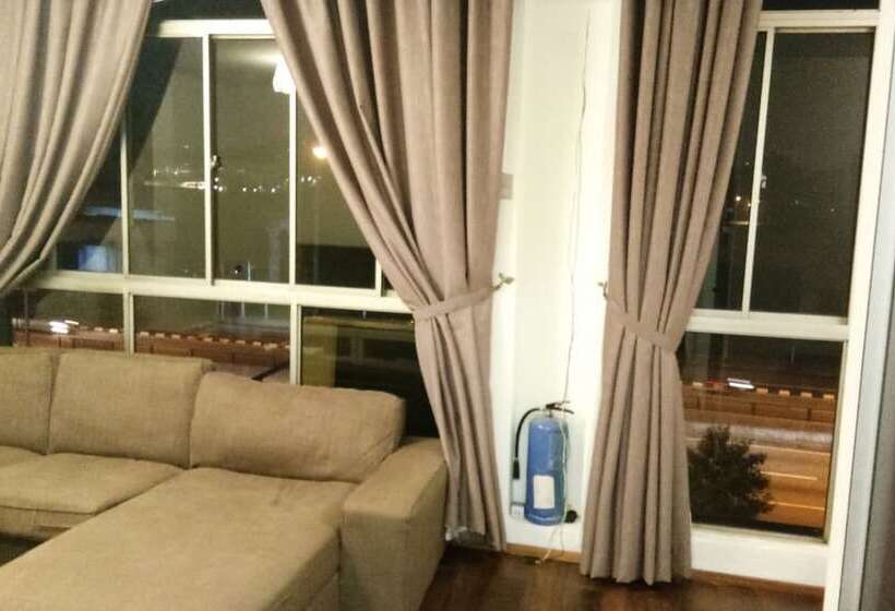 Отель Thekatil Kelana Jaya