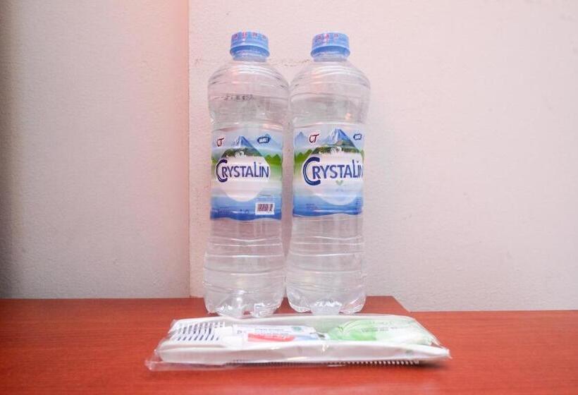 Otel Urbanview Syariah Wisma Wongso Borobudur