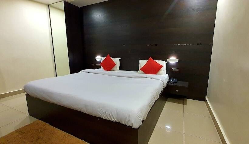 ホテル Venkateshwara Mitra Residency