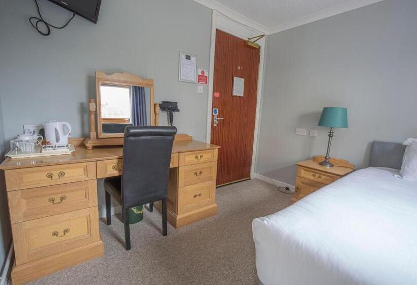 בית מלון כפרי West End