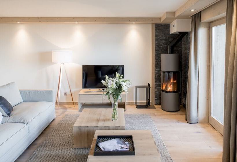 Mammoth Lodge Apartment T4 D03