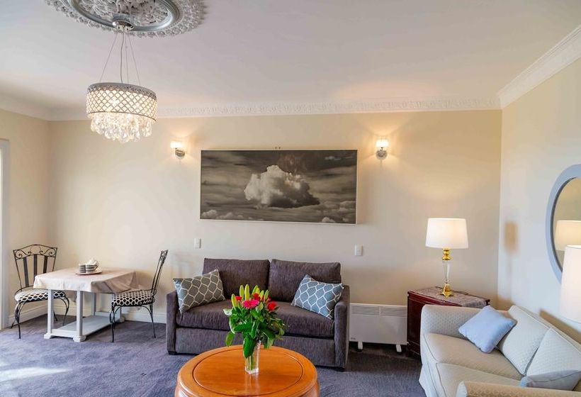 ペンション Angaston House