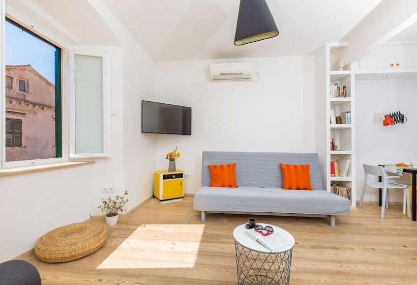 بنسيون Apartment & Room Joy